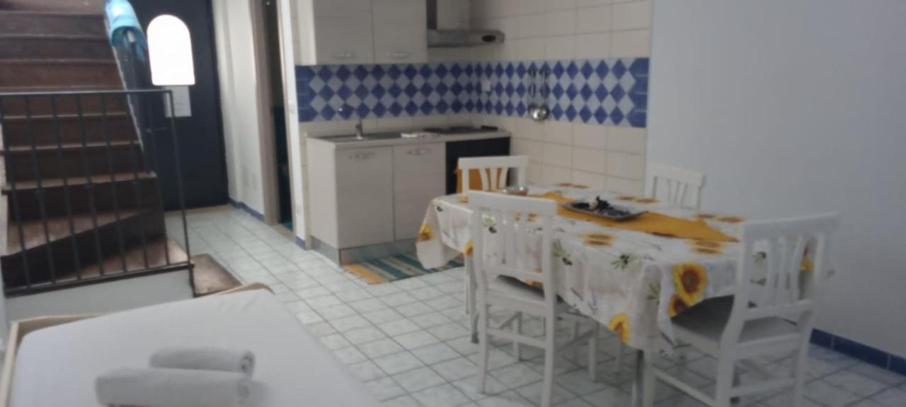 Brigida'S Apartments Ipsos Luaran gambar